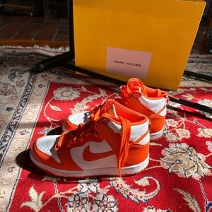 Size 7 orange nike dunks high